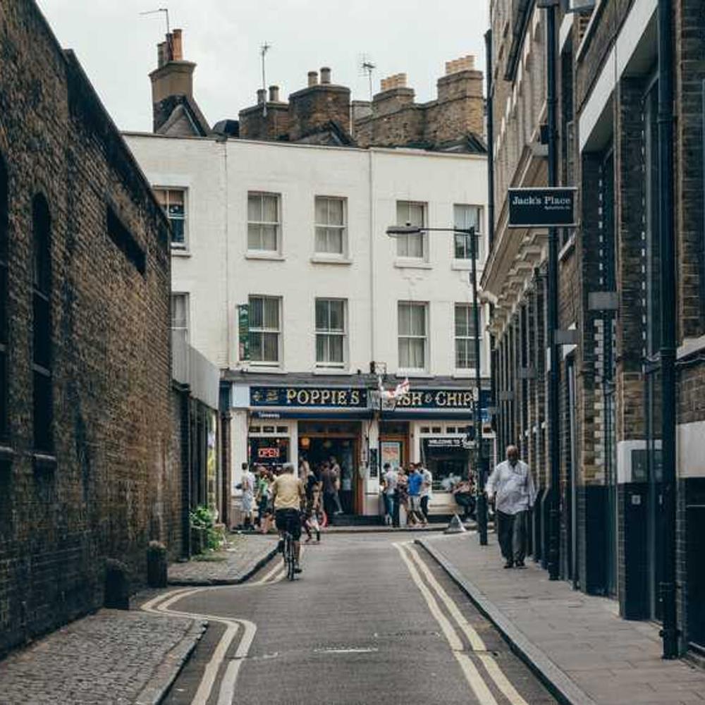 Authentic Quebec City Stories for Local Reach