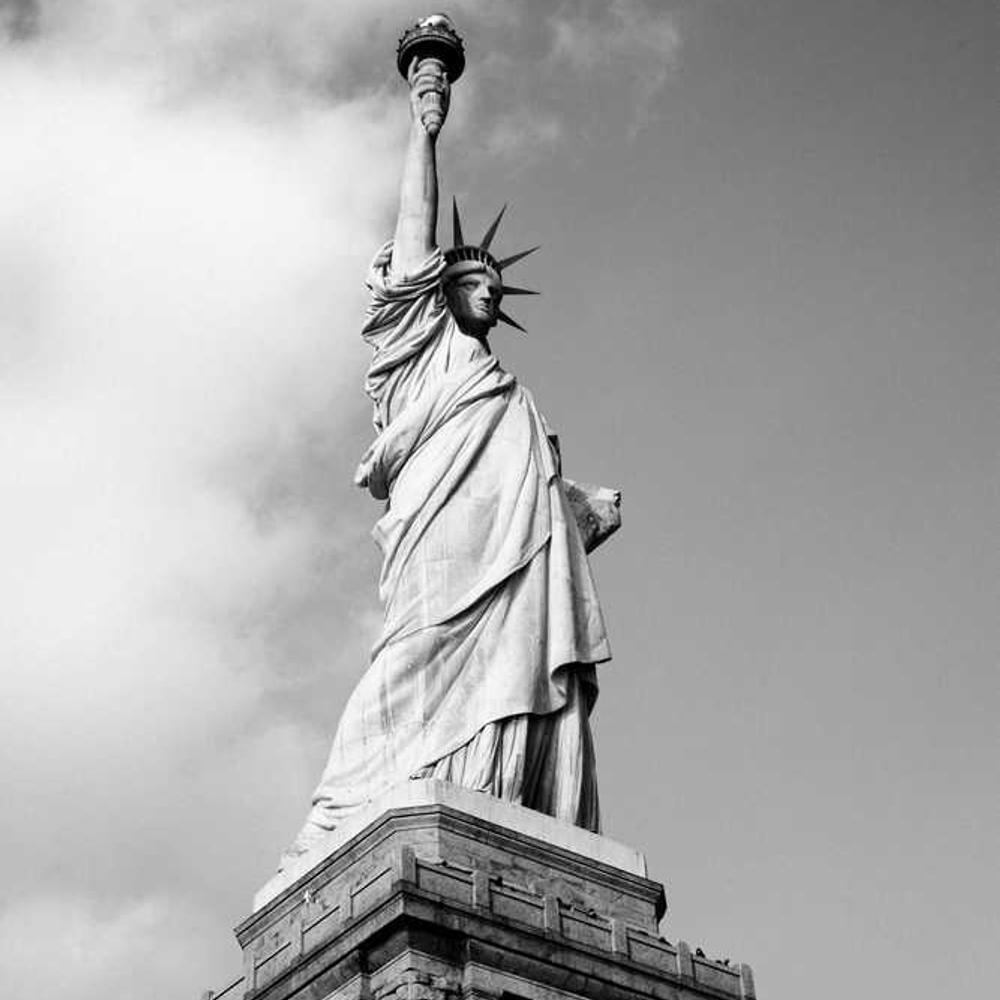 Authentic Fashion Content for Youth Market